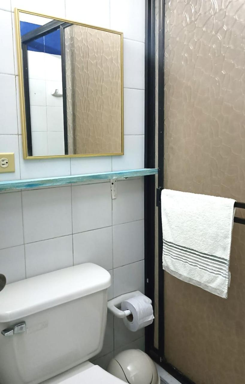 Hostal Corales Толу Екстер'єр фото