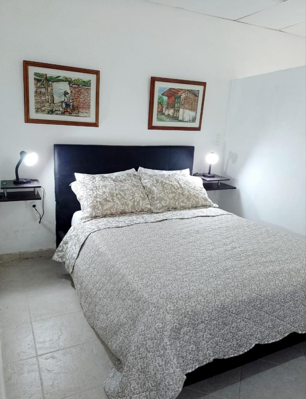 Hostal Corales Толу Екстер'єр фото