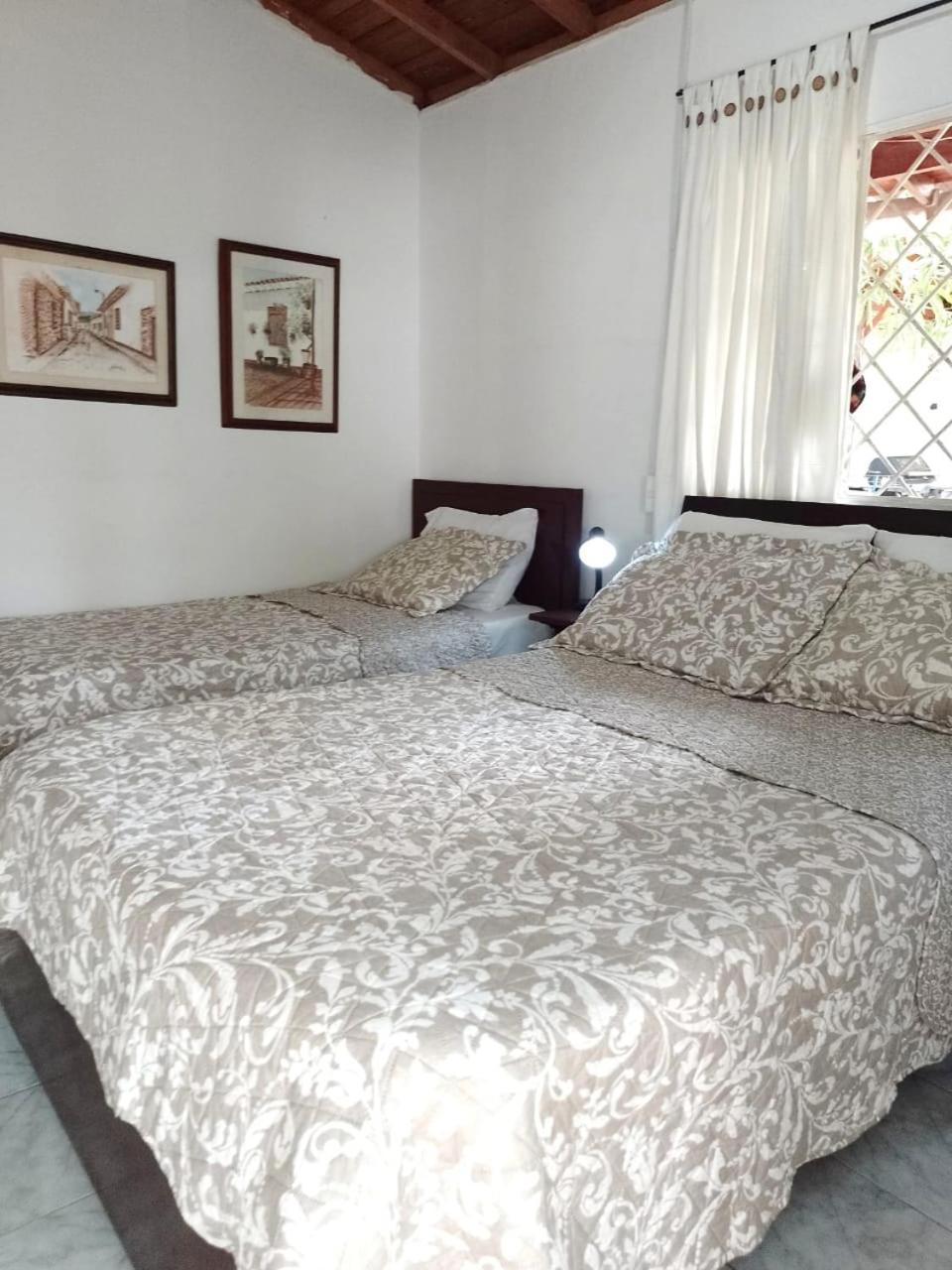 Hostal Corales Толу Екстер'єр фото