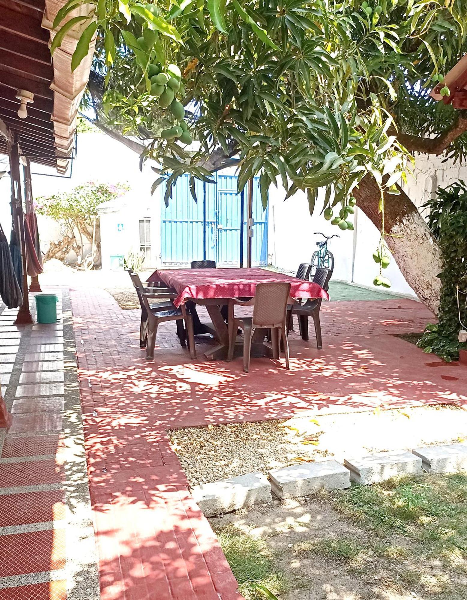 Hostal Corales Толу Екстер'єр фото