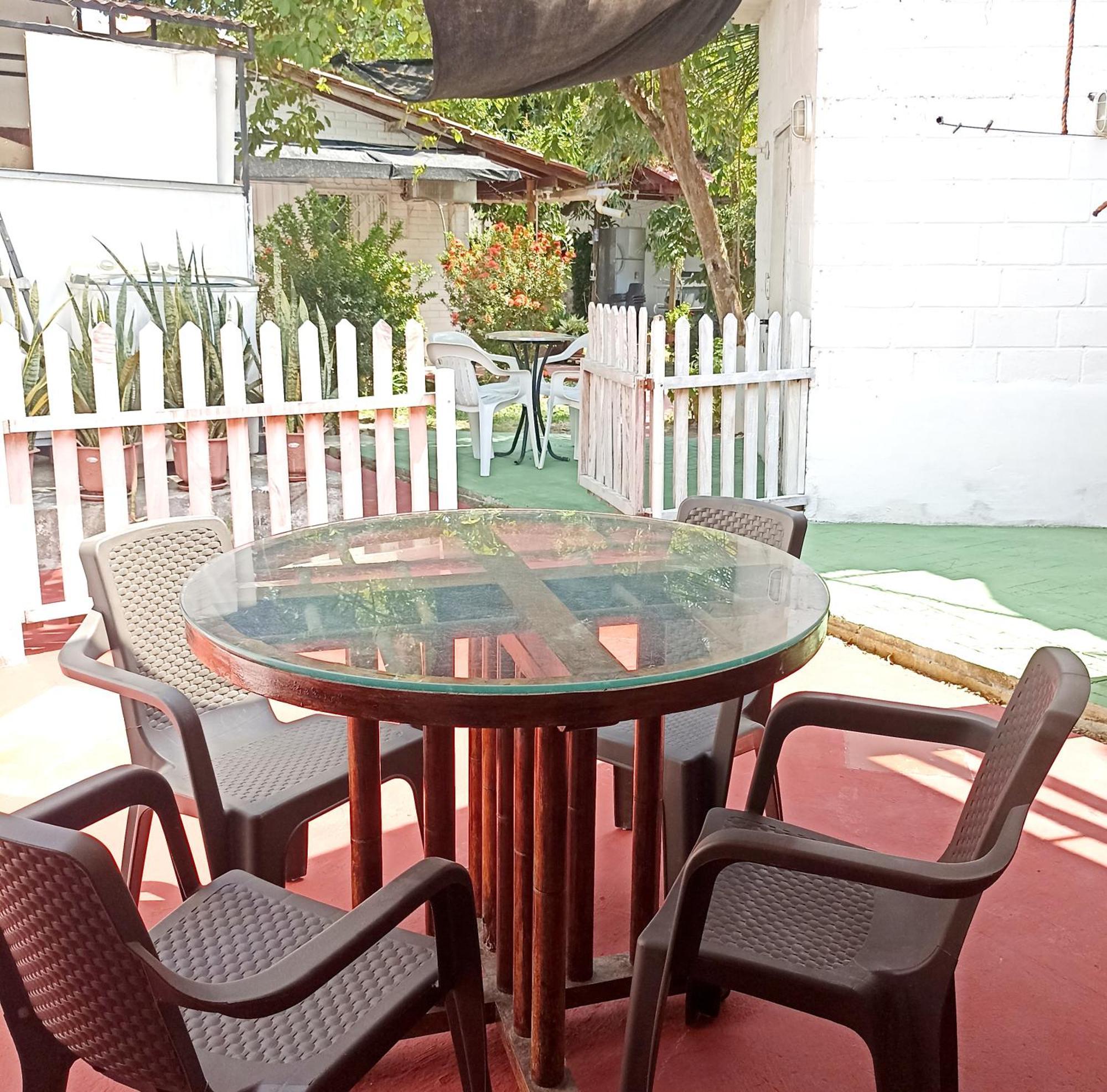 Hostal Corales Толу Екстер'єр фото
