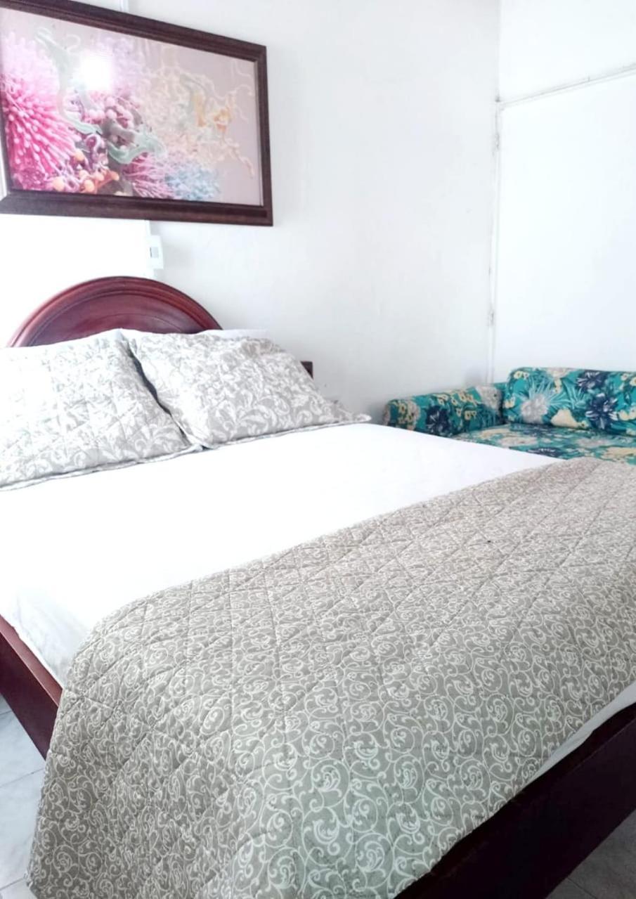 Hostal Corales Толу Екстер'єр фото